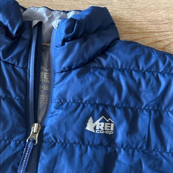 REI Kids Down Puffer Jacket - Picture 2 of 8